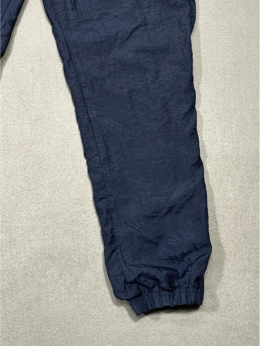 Vintage Reebok Track Pants Mens Large Navy Nylon Joggers Y2K Windbreaker